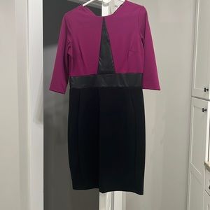 Beautiful dress with leather like accent band